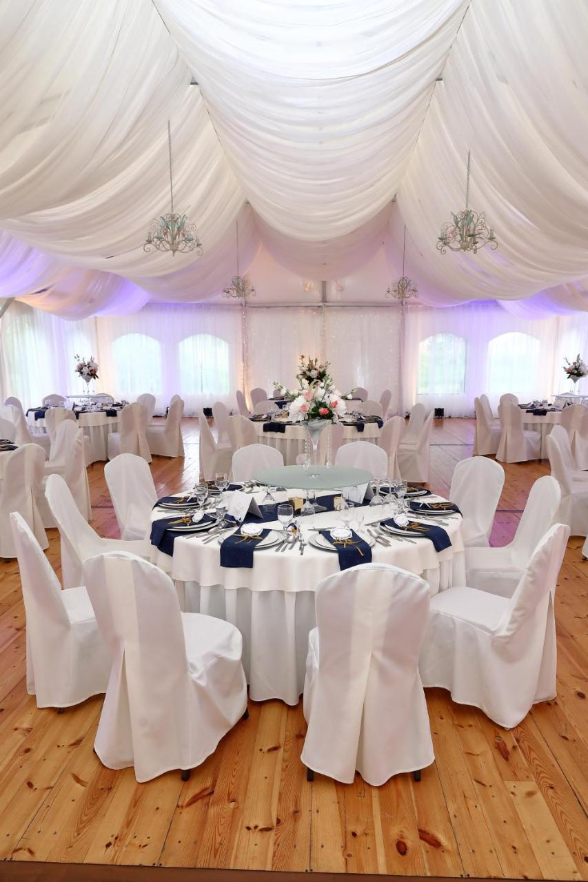 Hotel Dwor Sójki מראה חיצוני תמונה