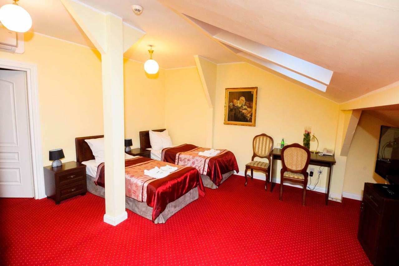 Hotel Dwor Sójki מראה חיצוני תמונה