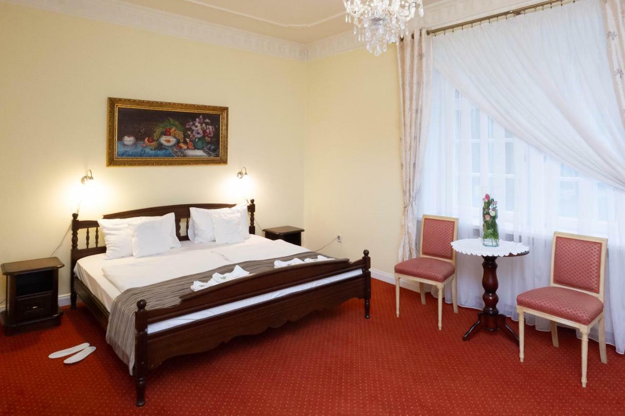 Hotel Dwor Sójki מראה חיצוני תמונה