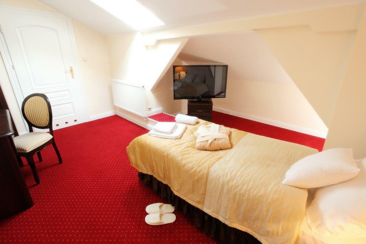 Hotel Dwor Sójki מראה חיצוני תמונה