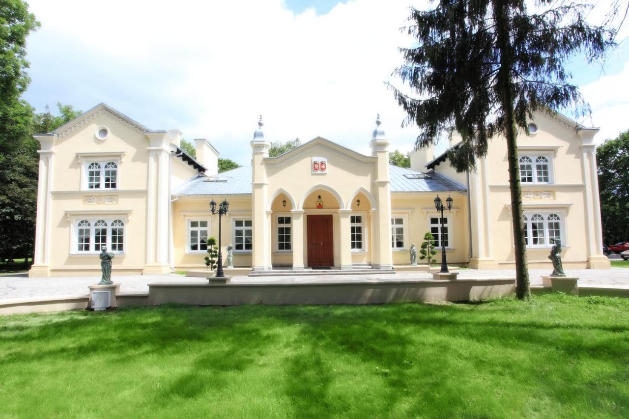 Hotel Dwor Sójki מראה חיצוני תמונה